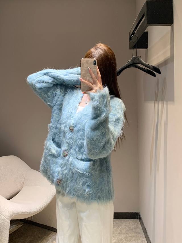 Chane* 25B High-End Handcrafted Collection New Cashmere Fleece Gem Button V-Neck