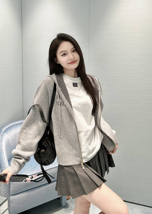 Miumi* 25Fw Autumn/Winter New Double Zipper Letter Jacquard Hooded Knit Cashmere