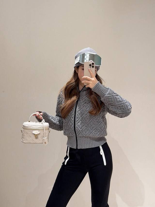 Louis Vuit*On 25Fw Autumn/Winter New Ski Collection Diamond Pattern Jacquard Hoo