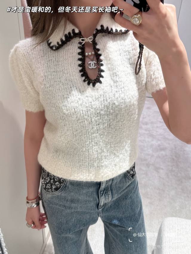 Chane* 2025Fw Fall/Winter Ski Collection Bow Sweater: This bow sweater is a supe