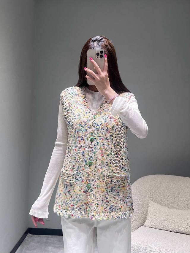 Chanel Chan**L2025Fw M