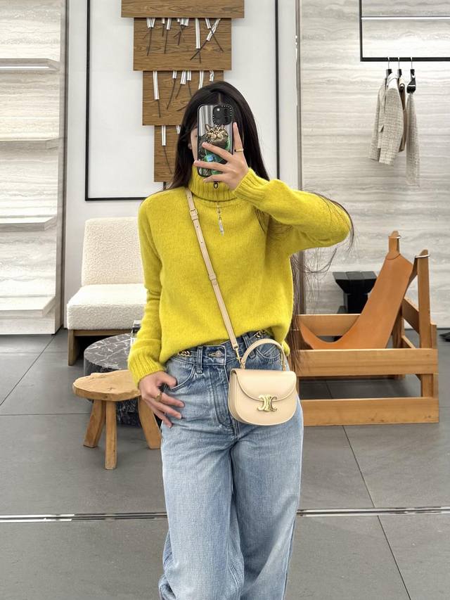 Celin* 25Fw Autumn/Winter New Lemon Yellow Turtleneck Wool Knit Sweater | Exclus