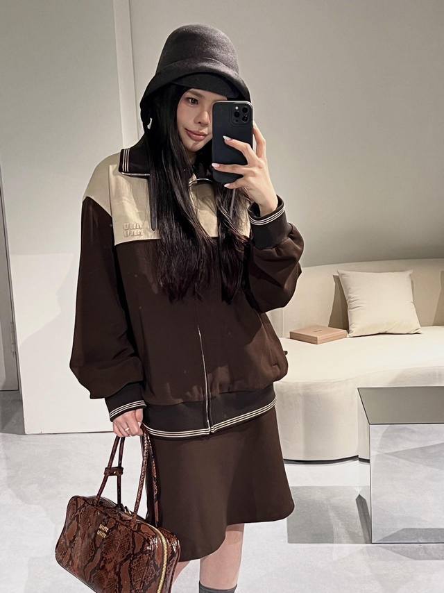 Miumi* 25Fw Early Autumn New College Style High-Waisted Straight Zipper Midi Ski