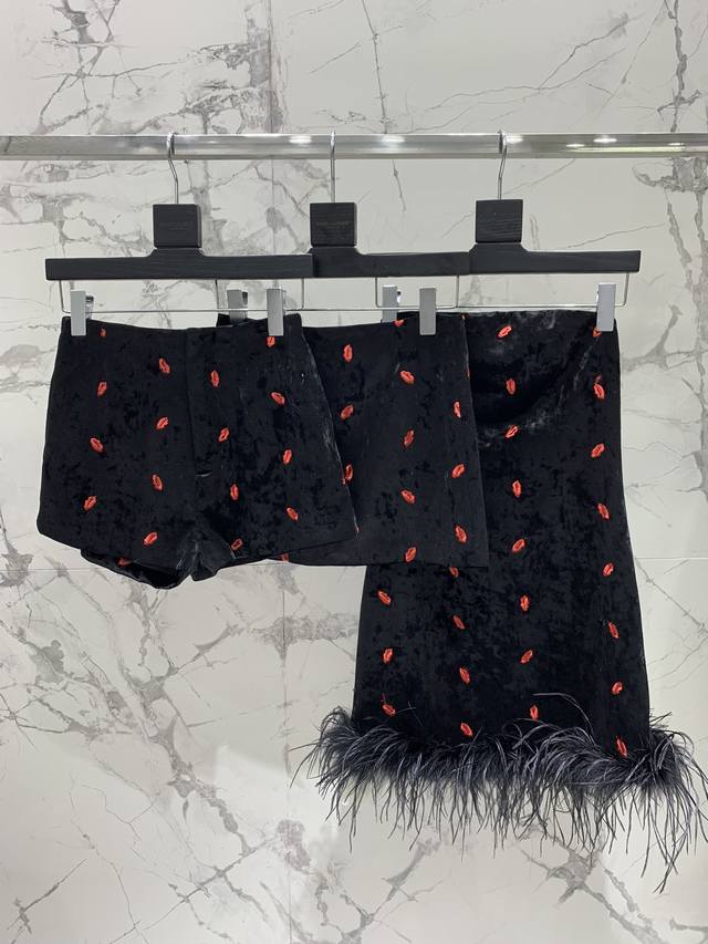 Saint Family Red Lip 3D Embroidered Shorts I fell in love with these red lip 3D