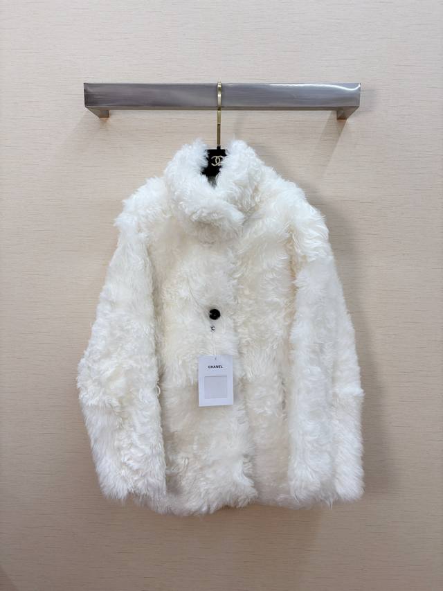 New Chanel collection launched in 2025, all photos taken with real photos DDD