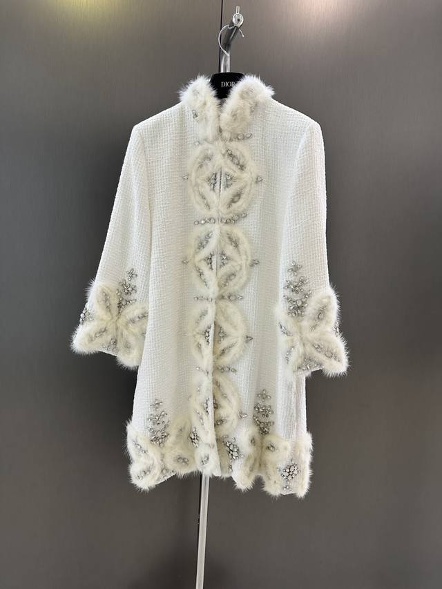 Dior Fall/Winter New Heavy-Duty Velvet Mink Studded Coat with Swarovski Crystal