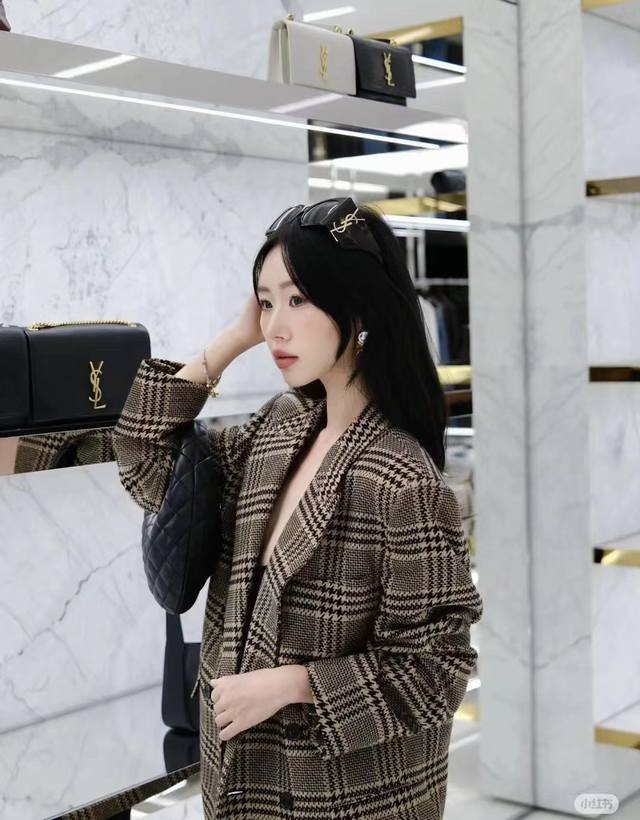 Autumn/Winter New Arrival Classic Wool Houndstooth Retro Chic Slit Skirt, Jeans