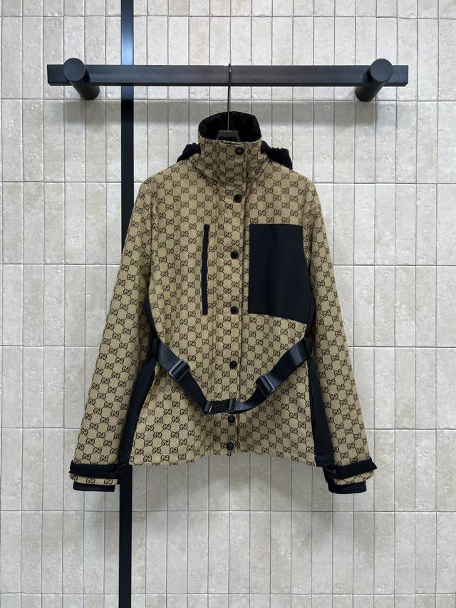 G Brand Fall/Winter 2025 New Double G Jacquard Hooded Turtleneck Ski Jacket. The