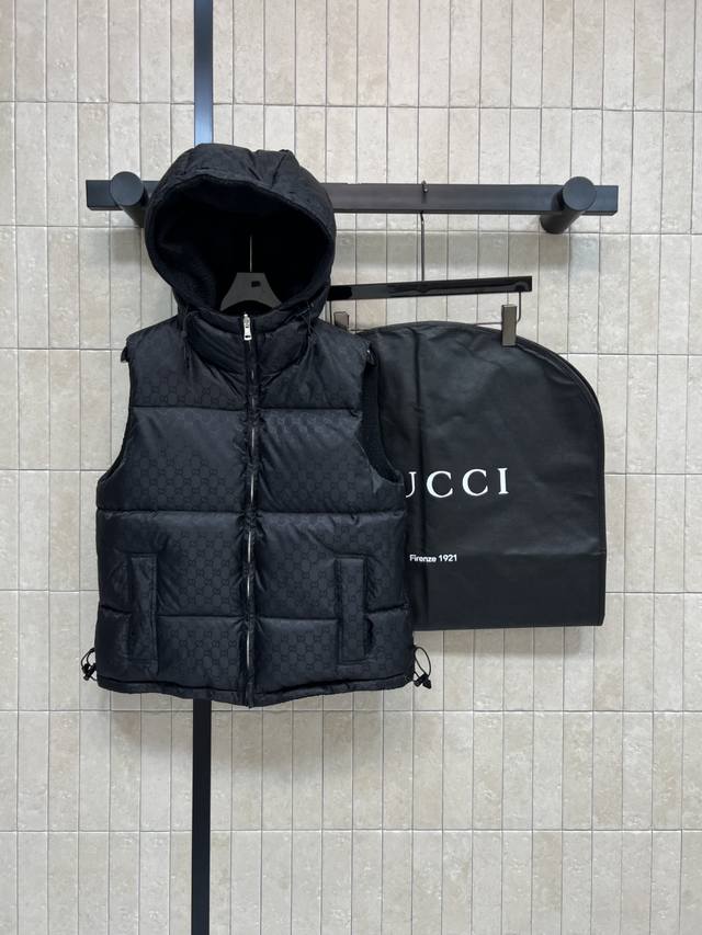 G Brand 2025 Autumn/Winter New Double G Jacquard Reversible Down Vest. One side