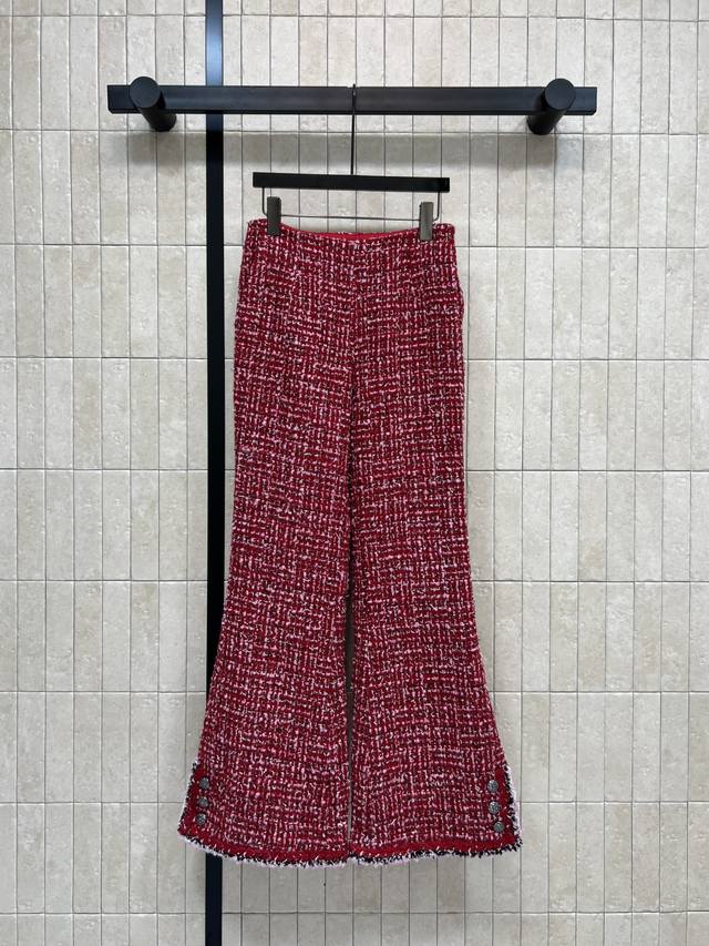 Chanel 2025 Autumn/Winter New Red Tweed Wide-Leg Pants. Classic tweed material