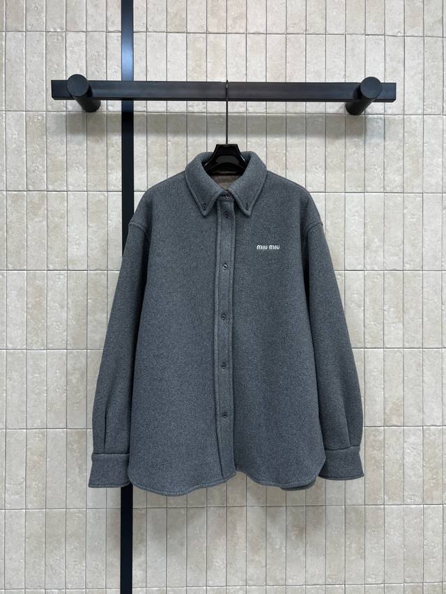 Miu's Fall/Winter 2025 New Gray Fleece Shirt Jacket - Soft, Thick, and Super War