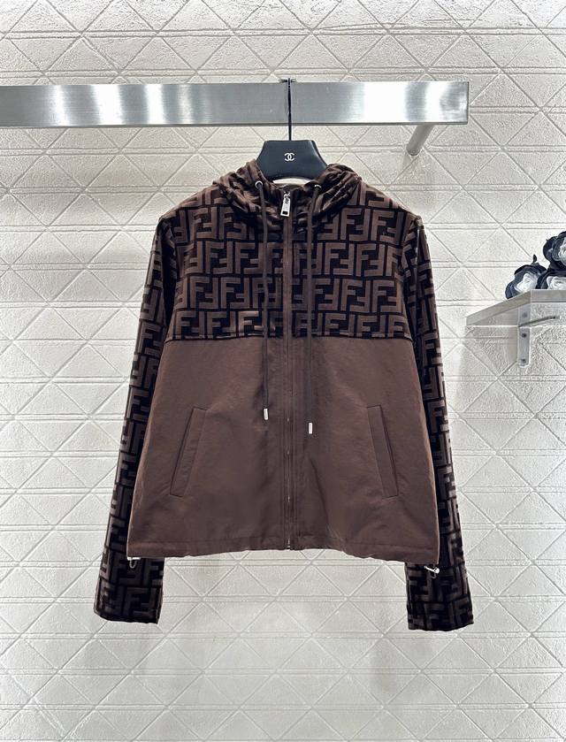 Fend* 25As New Arrival: 3D Embossed Letter Jacket and Pants Set, Custom Made wit