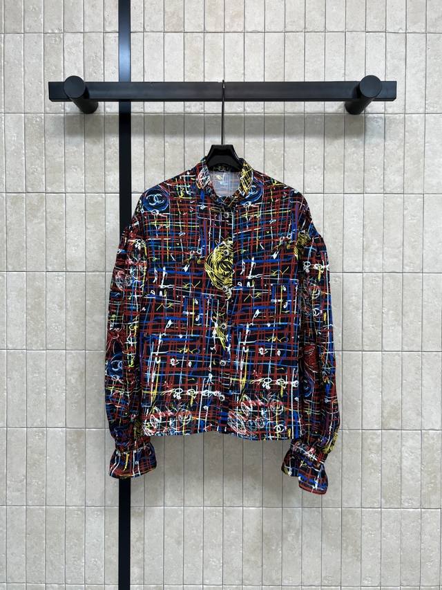 Chanel's Fall/Winter 2025 Graffiti Shirt Inspired by Abstract Art: The red, blu