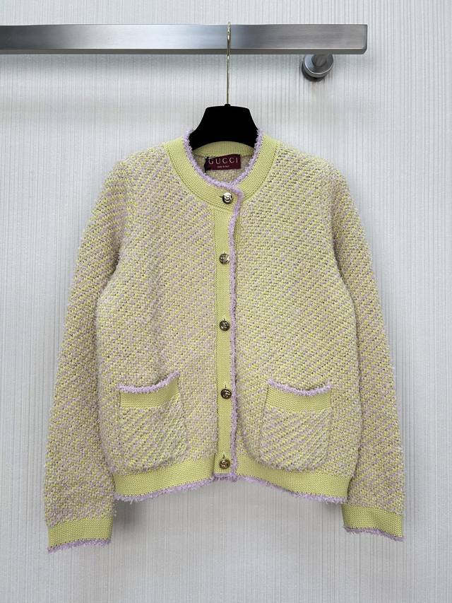 New Arrival! GUCCC*25 New Cardigan! A sweet and girly color-blocked striped kni