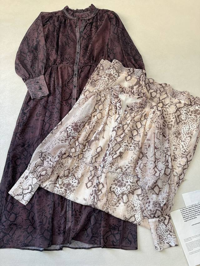 Early Autumn Series Artistic Beauty Wave-Style Snake Print Waist-Defining Dress