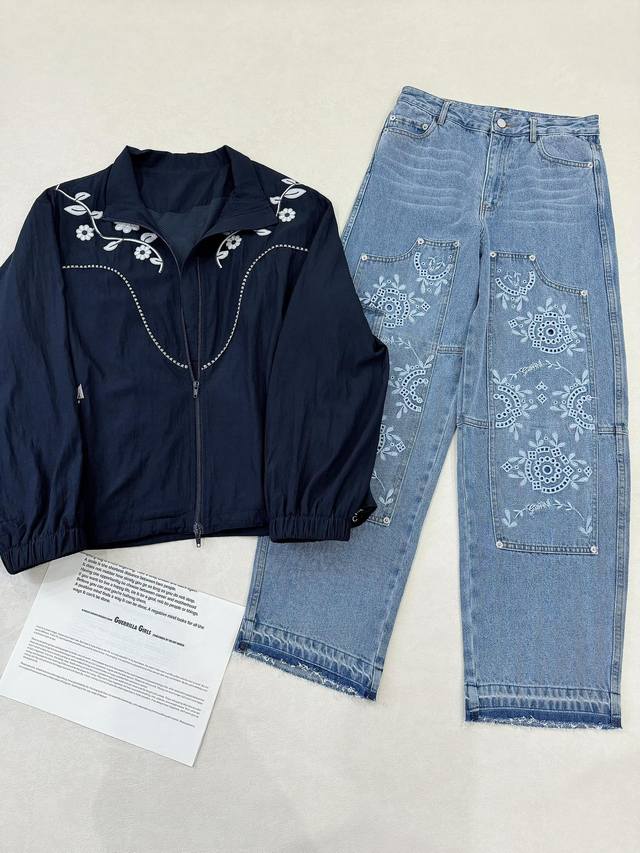 Same style as Yoon Eun-hye and Lee Si-an... Navy blue nylon jacket with embroide