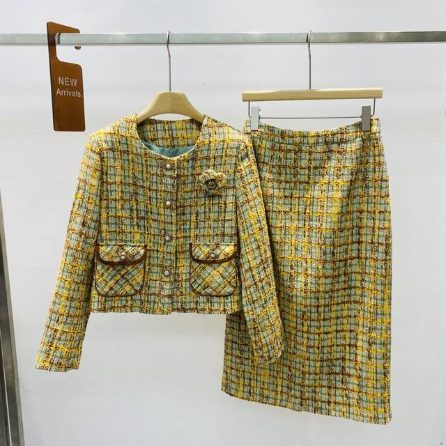 New Round Neck Long Sleeve Camellia Tweed Jacket and Skirt Two-Piece Set Smlxl D