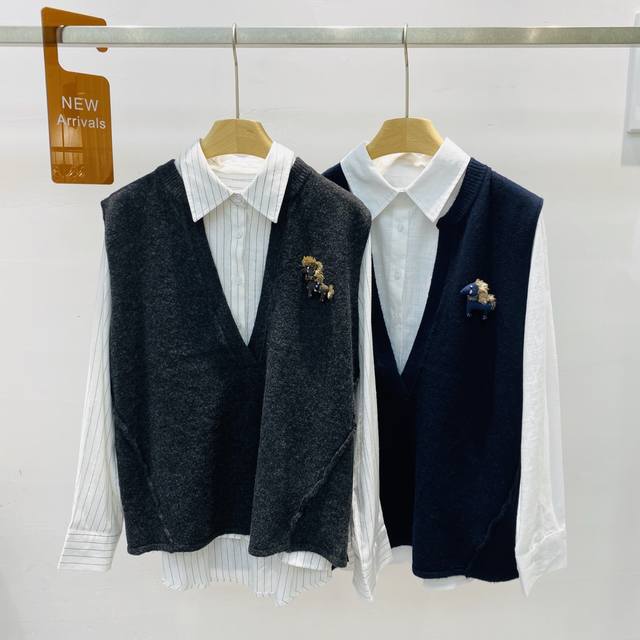 New High-End V-Neck Knitted Wool Vest Classic Striped Shirt Two-Piece Set Sml Ve