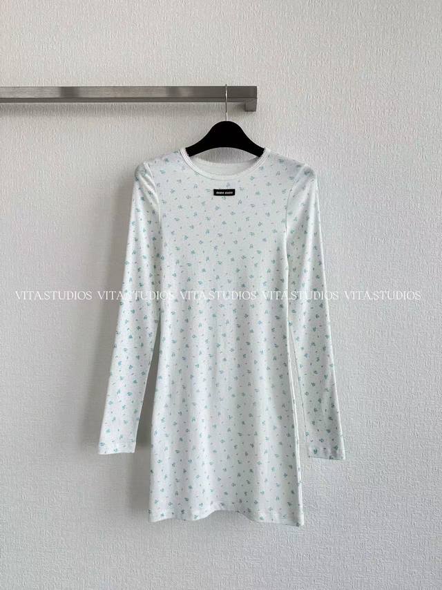 Hot Item, Limited Stock Available Long-Sleeve Dress Made of 100% cotton, skin-fr