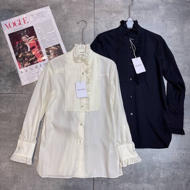 Reorder Available Valent 0ڢRunway 2025Ss Early Spring New Arrival, featuring lay