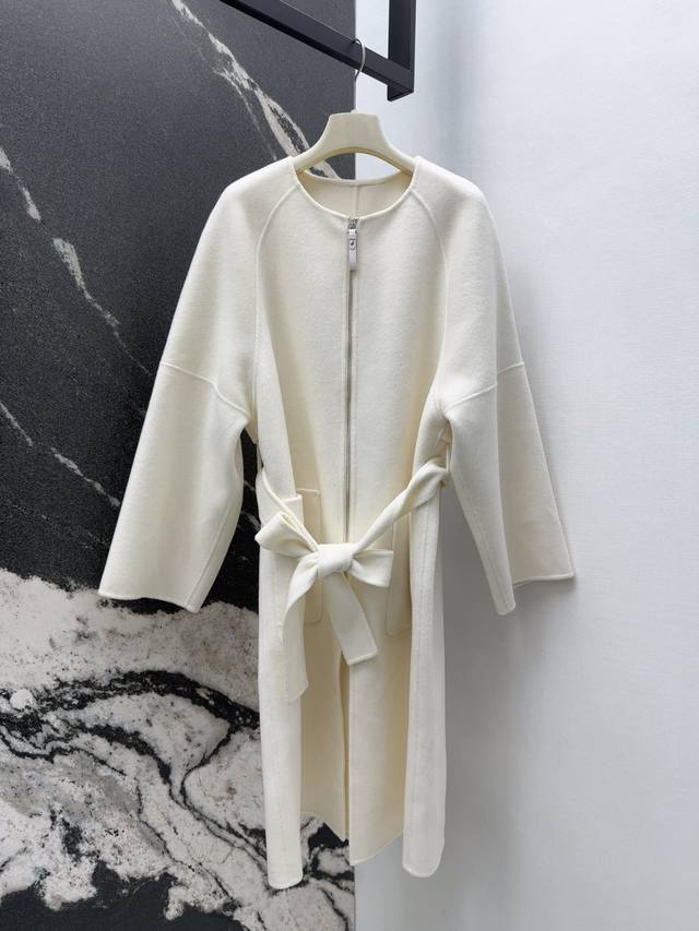 Her 25Ss Autumn/Winter New Arrival Stylish Handmade Wool Coat - A Must-Have for