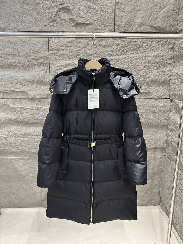 Moncler 2025 New Briant Women's Hooded Long Slim-Fit Down Jacket The Briant down