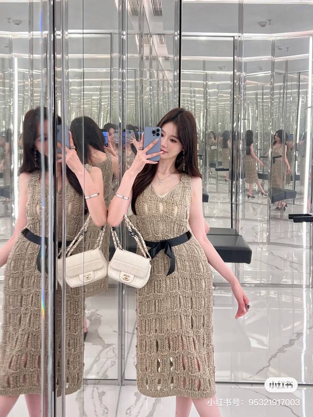 Chane*L New High-Quality 1:1 Custom Summer Item! A sophisticated and stylish hig