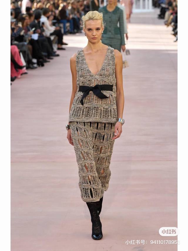 Chane*L New High-Quality 1:1 Custom-Made Summer Item! A stylish and sophisticate