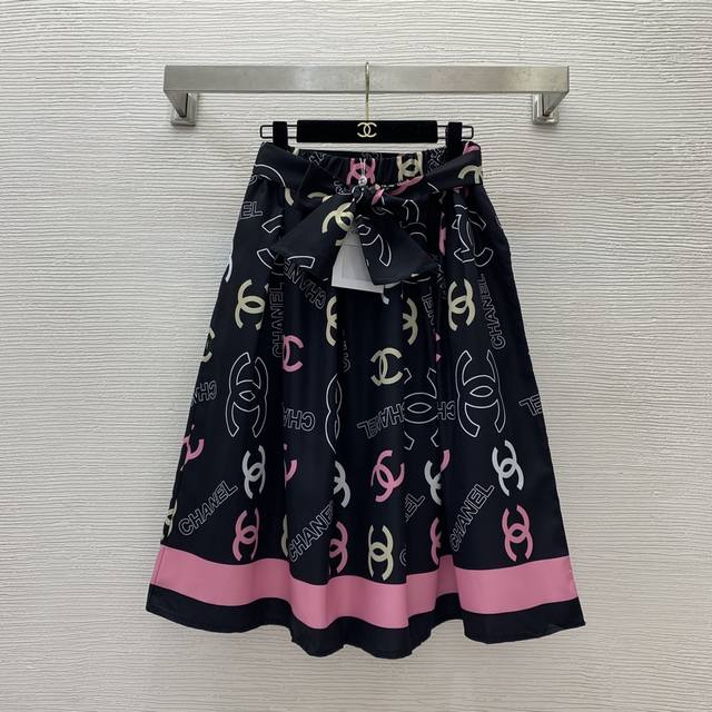 Chane* New Customized Chanel Logo Double C Print Midi Skirt with Side Pockets, E