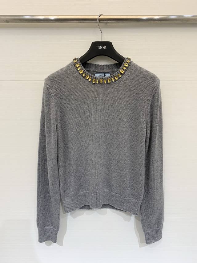 Rada 26 Early Spring New Rhinestone Round Neck Knitted Long Sleeve with Triangle