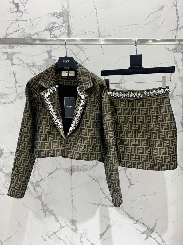 Fenjia Monogram Hand-Beaded Suit Original Custom Pre-sale Ing This suit is brea