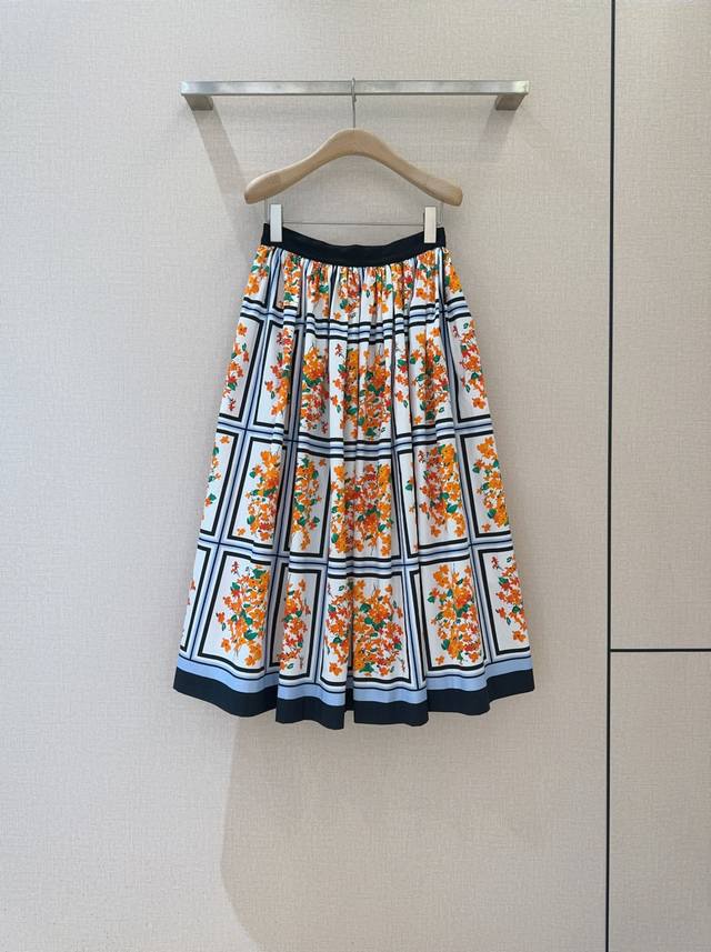 Carolina Herre*R*A 2025 Early Autumn Collection Floral Midi Skirt The vibrant fl