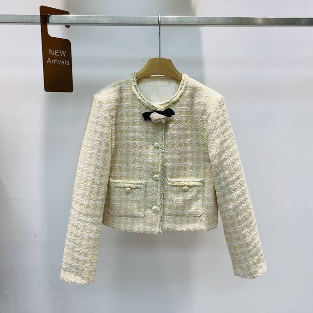 New High-End Custom-Made Chanel-Style Diamond Pattern Slim Fit Short Warm Down J