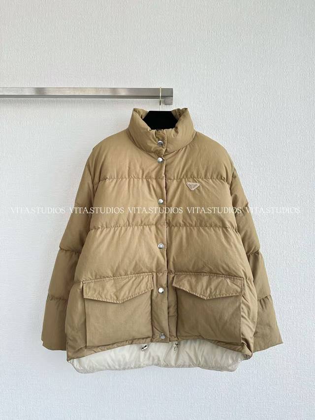 Hot Item In Stock Stand Collar Down Jacket Made of cotton and nylon blend fabric