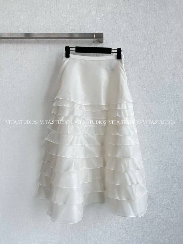 Hot Item Pre-order Mesh Layered Skirt Made from 100% Silk Fabric The silk fabric