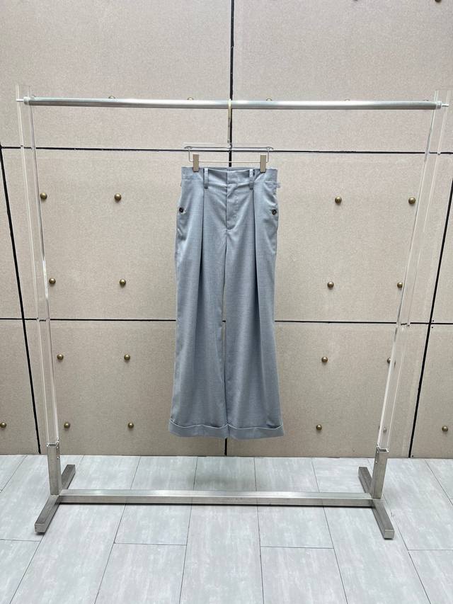 High-waisted wide-leg trousers with folded hem! Sml DDD