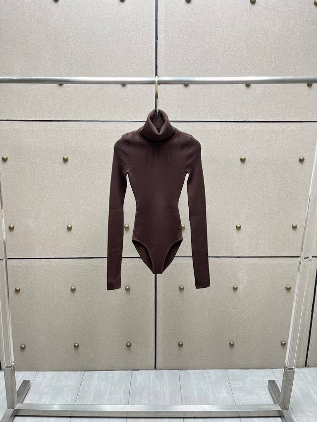 Chocolate-colored turtleneck knit bodysuit! Sml DDD