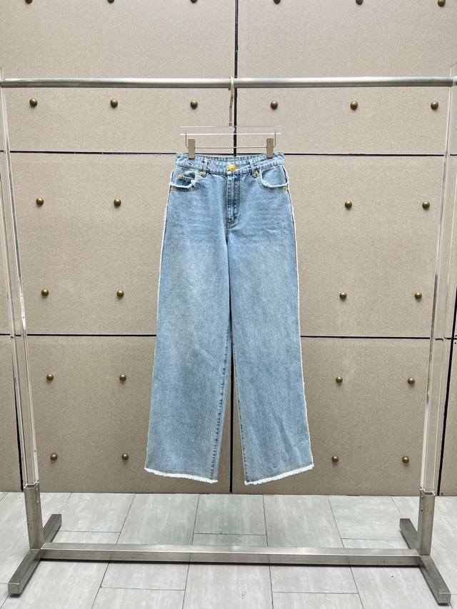 B Hand-studded rhinestone-embellished frayed hem jeans! Cotton Sml DDD