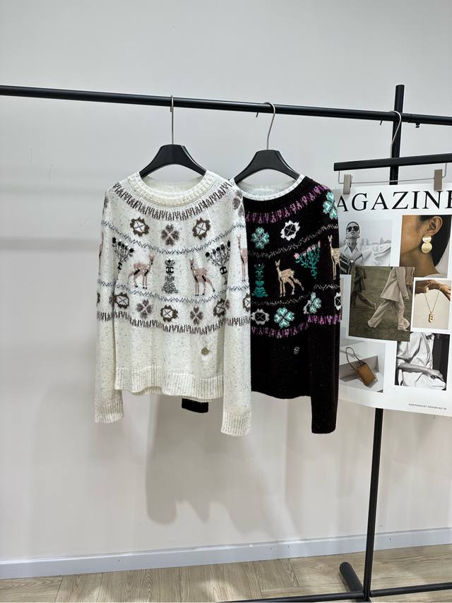 Double C Christmas Snowflake Clover Crew Neck Sweater DDD, Fabric: Wool and Cas