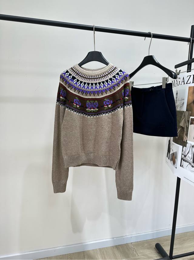 Er Camel Purple Fair Isle Jacquard Crew Neck Sweater, Fabric: Wool Blend, Color: