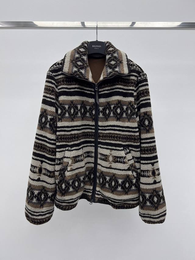 Fair Isle Shearling Coat Made of wool blend fabric Overall loose fit with zippe