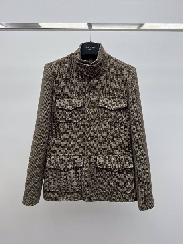 Ralph Laure Herringbone Hunting Jacket Made of fine herringbone wool blend fabri