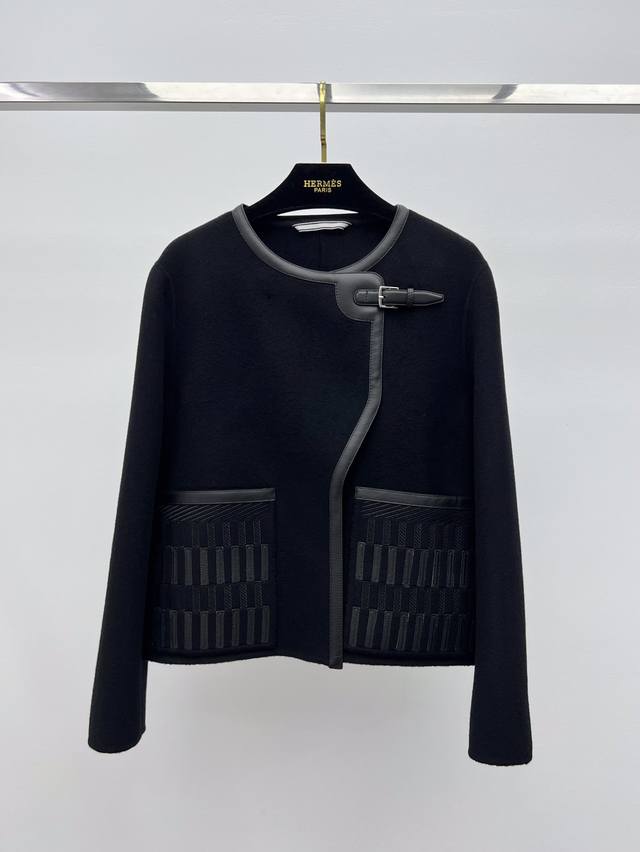 Herme* Crew Neck Leather Jacket Made of double-sided cashmere blend wool fabric