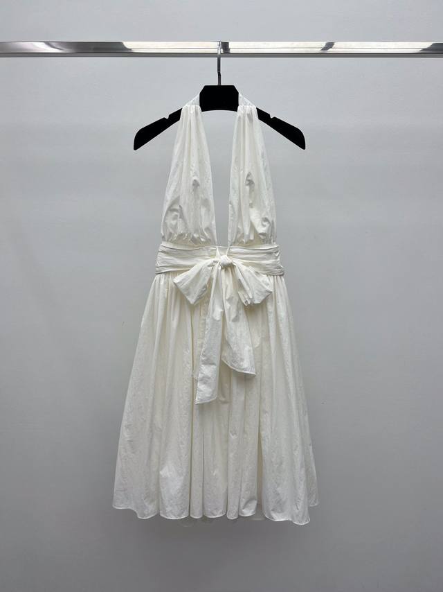 Louis Vuitto* Bow-embellished halter neck dress This dress pays homage to Marily