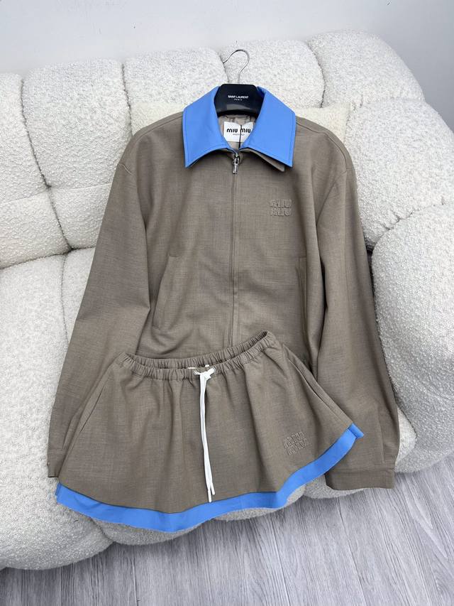 Miumi* Color Block Jacket Set This workwear jacket features a unique design rein