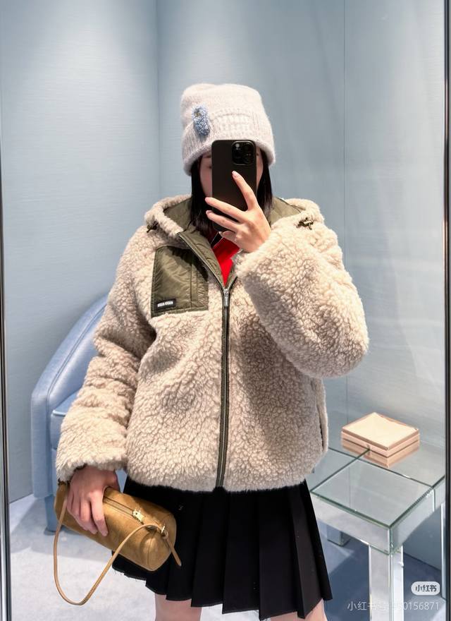 Original Mm 2025 Autumn/Winter New Fashion Hooded Teddy Lamb Wool Down Jacket,