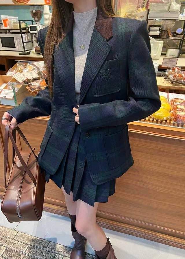 Original Mm 2025 Autumn/Winter New Style Wool Plaid Suit Jacket. Custom importe