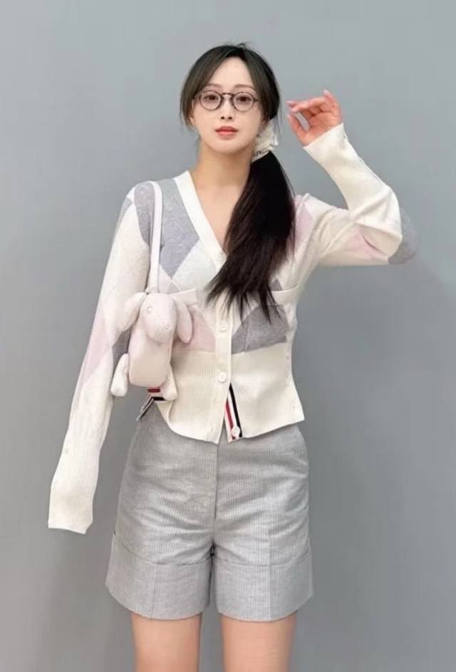 Original Tb 2025 Autumn/Winter New Fashionable Age-Reducing Retro Preppy Style