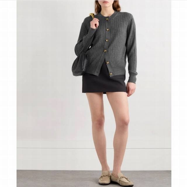 Original Bv 2025 Autumn/Winter New Fashion Cashmere Cardigan. Made of heavyweig