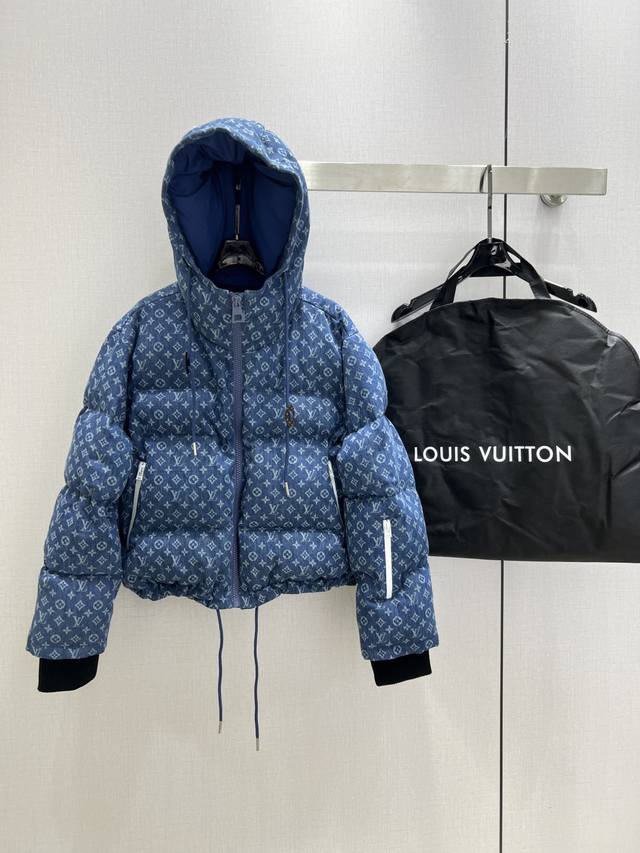 Highly recommend Lv*2025 Autumn/Winter New Hooded Monogram Down Jacket, White G